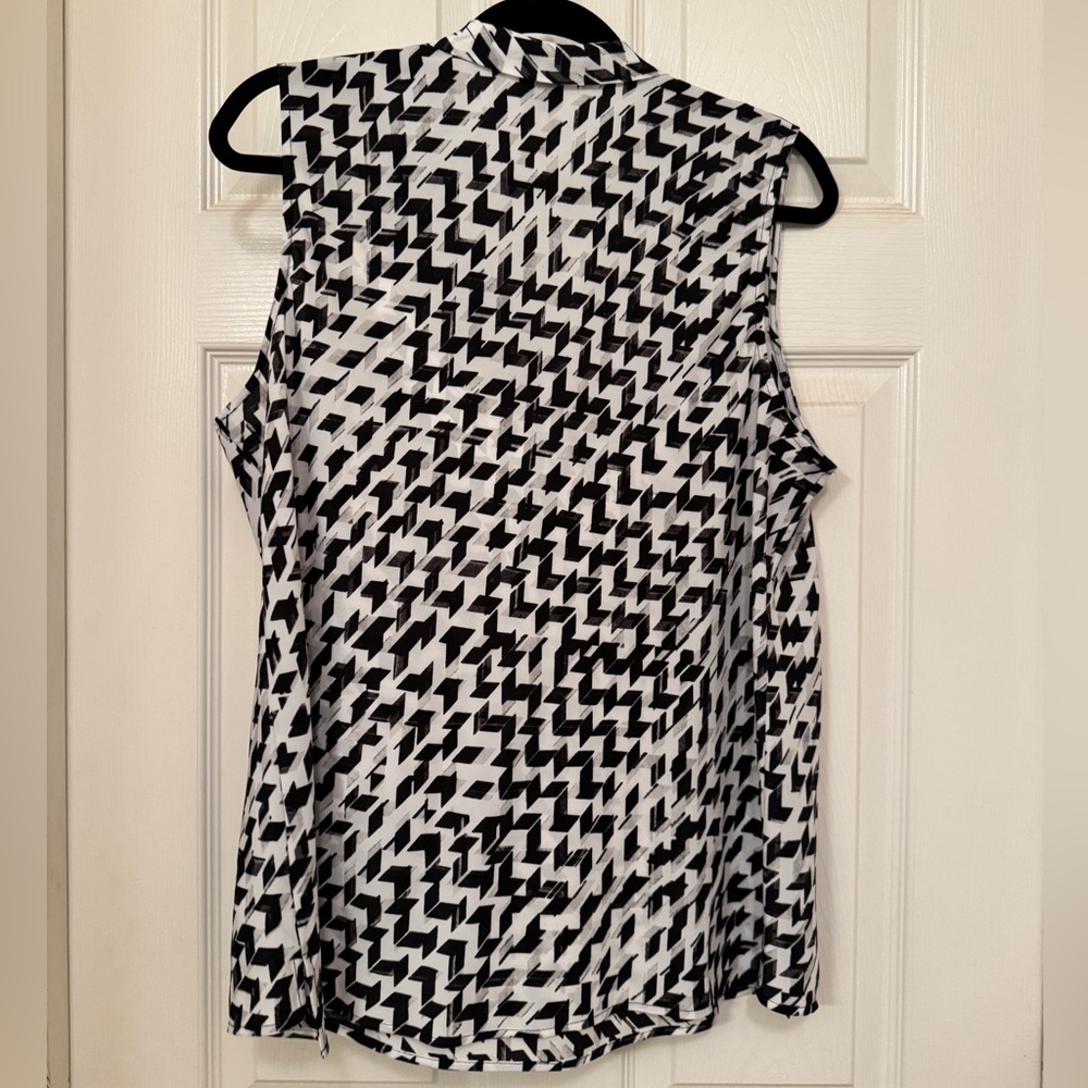 Anne Klein | Women’s Black and White Geometric Sleeveless Top Size XL - Picture 4 of 8